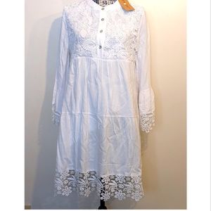 Tendency White Floral Embroidered Bell Sleeve Dress